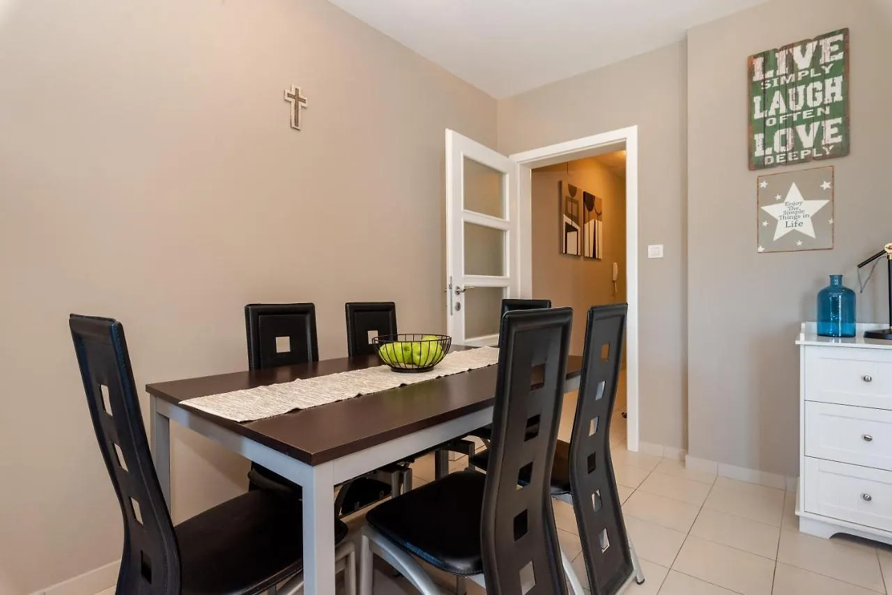 Apartment Cami -Stylish Apartment With A Beautiful Seaview Rabac