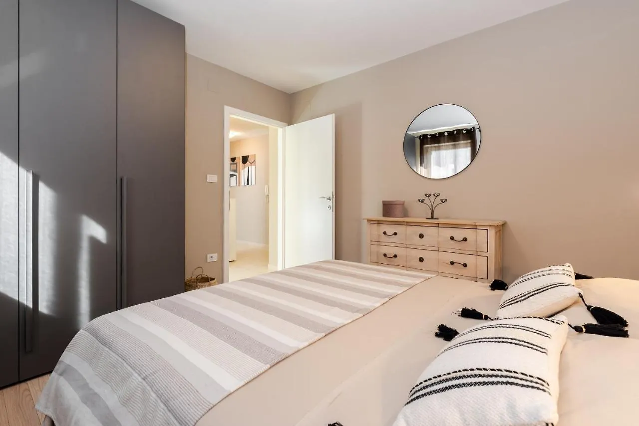 Apartment Cami -Stylish Apartment With A Beautiful Seaview Rabac